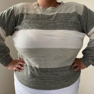 Striped sweater. Green and beige.
